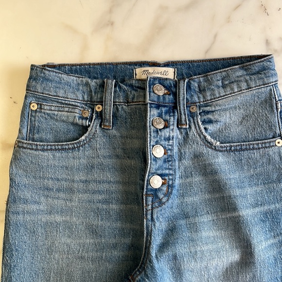 Madewell - Picture 2 of 3